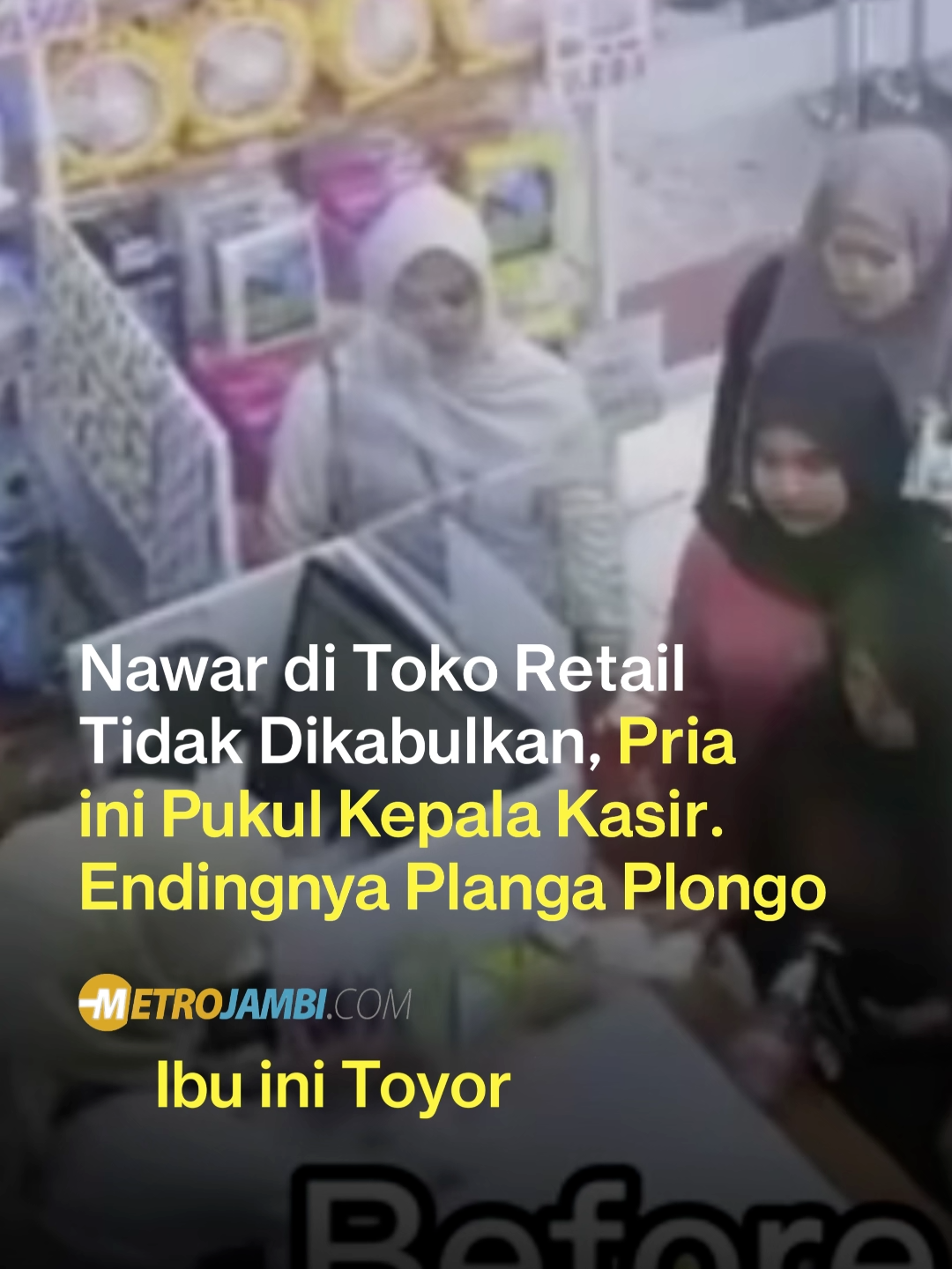 ya ada ada aja nawar di toko retail, mana main fisik lagi. Terlihat dalam video seorang pria yang ingin membayar barang yang dibelinya dari sebuah toko. Pria tersebut mencoba menawar harga dari barang tersebut kepada kasir. Sedikit yang ia ketahui, toko itu adalah toko retail dimana barang dan harga yang tercantum sudah fix. Ketika mendapatkan penolakan harga dari sang kasir, pria itu langsung saja marah dan memukul kasir. tiktok: smaulidaaa__