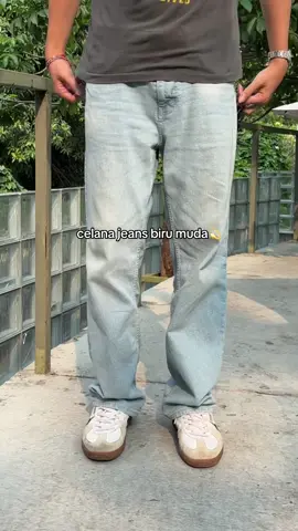jujur cakep bgt celana biru mudanya🥵 #celanajeans #celanajeansmurah #rekomendasijeans #loosejeans #celanajeanspria 