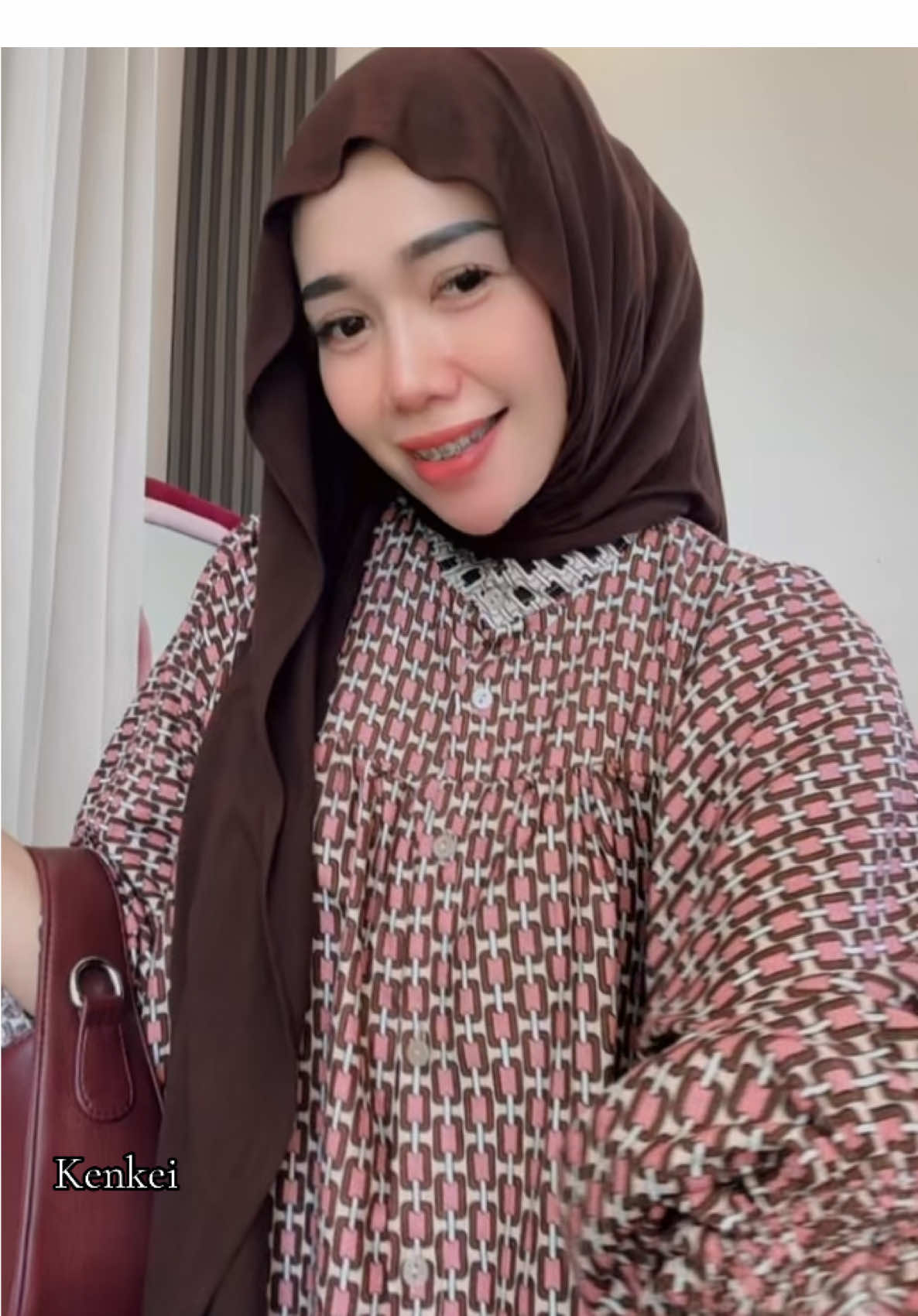 Loro 🤎🩷🤎🩷🤎🩷 #oneset #onesetkekinian #onesetcantik #ootdhijabsimple 