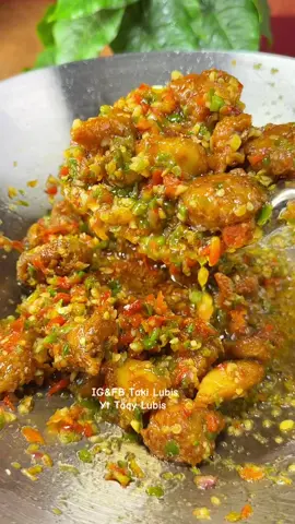 AYAM KARAGE ALA MARINASI  Mix Chili padi  Bahan ayam karage  500 Gr Paha Ayam (tanpa tulang ) 1 Sachet Desaku Marinasi  1/2 SDT Ladaku Merica Bubuk  2 SDT Desaku Bawang Putih Bubuk  2 SDM Tepung Maizena  2 SDM Air  #karage_satset #resep_satset #bumbuajaib #masakanrumahan #masakansederhana 