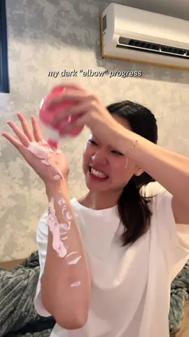 hayooo siapa yang gaperna merhatiin sikutnya? coba deh liat kalau gelap susah bgt loh diilangin! jd sebelum terlambar cepetan ikutin aku pake produk ini 🫣👌🏻 #lotionpulen60rb #G2GBodylotion 