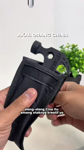 Orang cina emang akalnya selalu kreatif 🤩 palu multifungsi serbaguna wajib punya buat yg suka survival 😻, Malink ga usah beli ! 😠  #palu #palumultifungsi #paluserbaguna #alatsurvival #survivaltools 