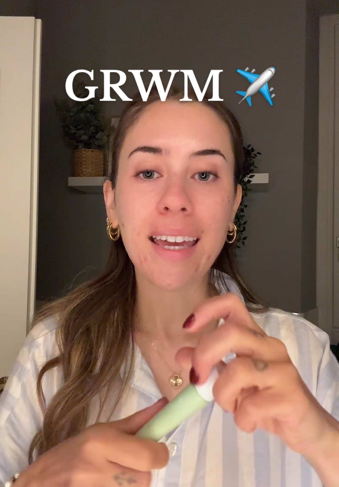 prepariamoci insieme per partire per tre giorni dove andrò in due città europee diverse ✈️ non vedo l'ora di mostrarvi tutto 🥹 IG: cleotoms #grwm #prepariamoci #viaggio #partenza #perte 
