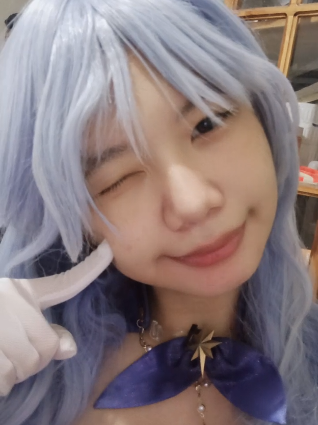 something's on my chin - #robinhsrcosplay #HonkaiStarRail #cosplay 
