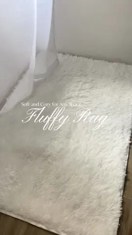This fluffy rug is so soft and cozy, it feels like a cloud ☁️✨ #cozyvibes #rug #fluffyrug #homedecor #softcarpet #homedecorfinds #carpet #RoomMakeover #interiordesign #cozyhome #fluffycarpet #viral #trending #affiliatemarketing  #tiktokmademebuyit  