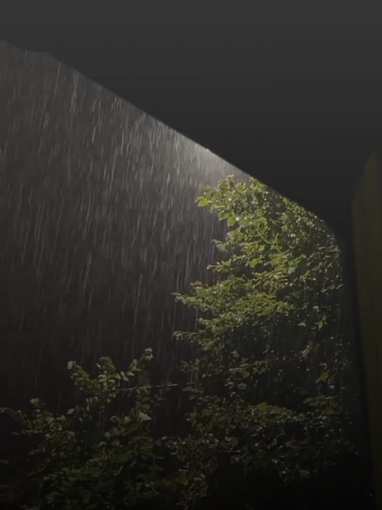 tamulai dangdut ni lalu handak dangdut ai tarus:) . . remixer: @RIZKY GOKIELZ [ENC DJ™]  . . #nnovsbttt #presetalightmotion #xybca #foryou #fypシ 