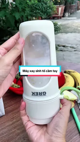 Sinh tố mịn ngon nhen, đem đi làm gọn lắm nè #maysinhtocamtay #mayxaysinhtomini #mayxaysinhto #honghai2903 #giadungtienich 