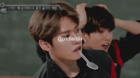 #MINSUNG o minho tava um sabor nesses gifs 🤤  #fy #foryou #hanjisung #leeknow 