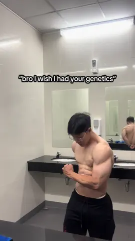 Genetic?? #gym #fyp #GymTok #GlowUp #teamriskboi 
