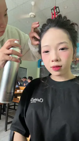 Ngày thứ 4 học makeup 🥹