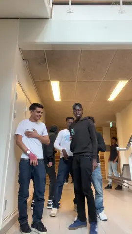 #värmland #karlstad #kd  Obama blevv lurad 😂😂😂 @kingbama95 @kamal0k07 @Alex 9 🇨🇩 @Xmeyhoooo 