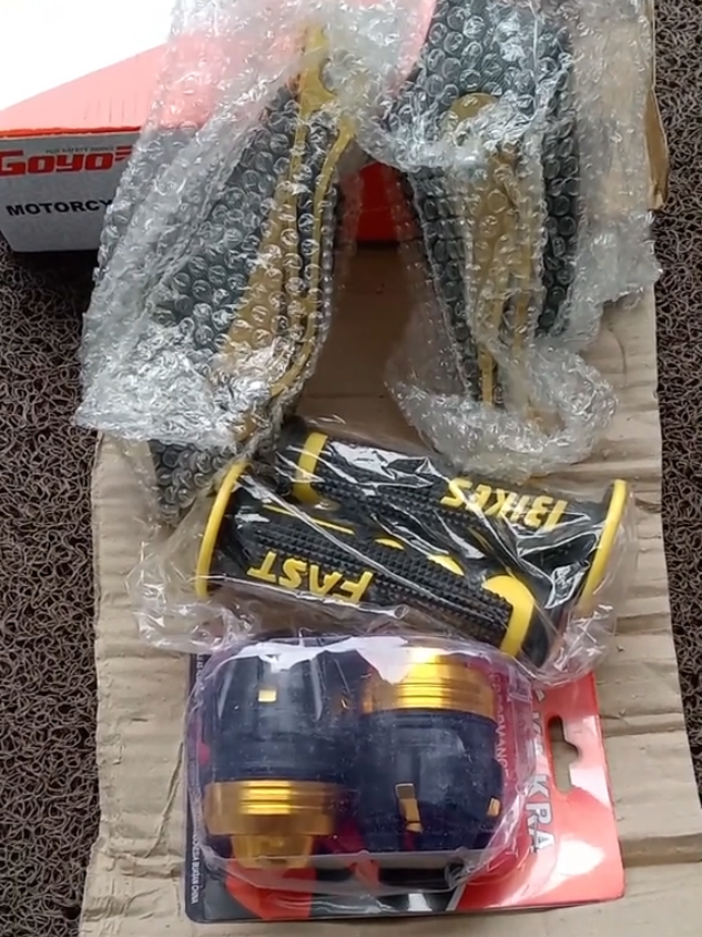 #pakethandgrip #handgrip #spionmotor #variasimotor #modifikasimotor 