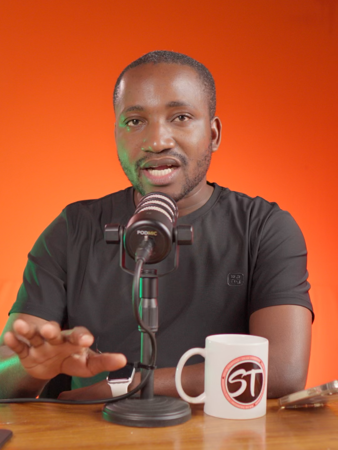 O maior suspeito da Morte de Elvino Dias e Paulo Guambe, foi alvejado mortalmente o Mosquito.