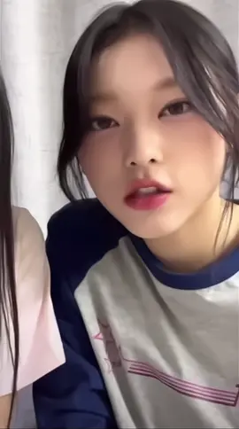 오이먹는 고양이🐱💚 #haerin #해린 