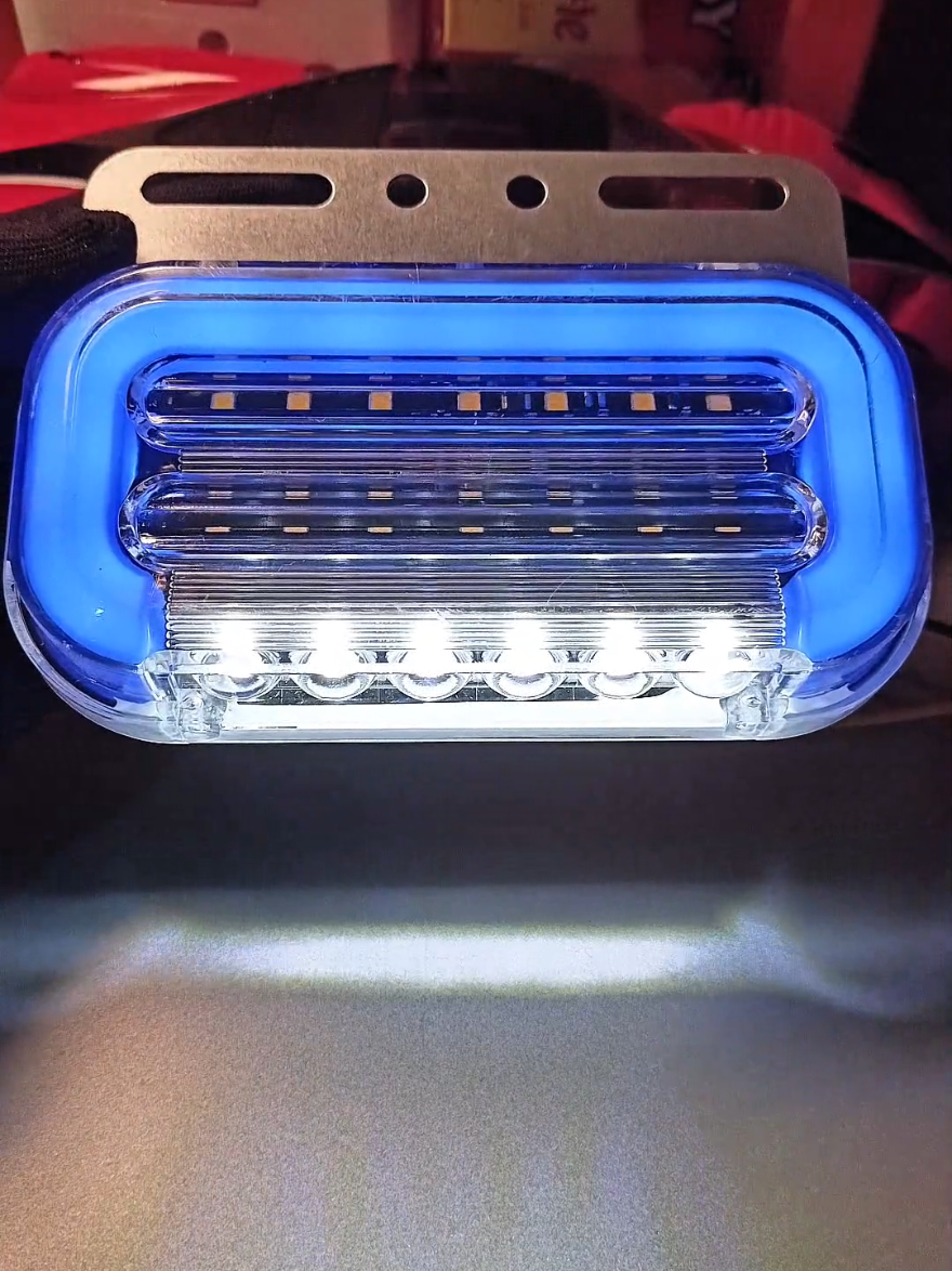Đèn sườn CHỮ C 12v-24v tích hợp xi nhan #den #denled #xetaidep #xetaitiktok🚛 #xetai 