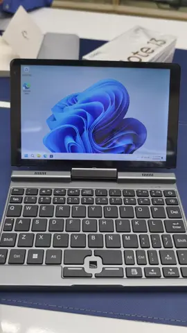 có anh em nào muốn laptop mini P8 thì cứ đặt nhà. Hàng siêu hiếm ạ. thi thoảng mới có cái về thôi ạ. #laptopmini #p8