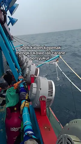 sak mlakune Ojo terlalu dipiker sesok ijeh enek dino 👋#jalurlangit #kapaljuwanapati🦈⚓ #nelayanporsenjuwana #kapaljuwanapatijateng 
