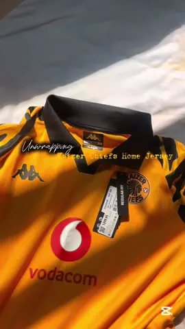 New Kaizer Chiefs Home Jersey 💛🖤 #kaizerchiefs #amakhosi4life #betwaypremiership2025 #kaizerchiefsfans 