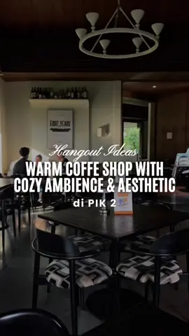Fillmore Coffee Shop – hidden gem dengan cozy ambience dan vibes super aesthetic! Tempat ngopi hangat ini cocok banget buat nongkrong santai, ngechill bareng temen, atau quality time bareng pacar. Suasana hangat, kopi enak, dan interior kece bikin betah berlama-lama. 🌿💫 Kalau lagi cari coffee shop aesthetic di Jakarta/Tangerang/PIK buat hangout atau kerja santai, Fillmore wajib masuk list kamu! ☕️ — 📍Fillmore Coffe, Orange Groves, Pantai Indah Kapuk 2 (PIK 2), Tangerang. #fyp #foryou #foryoupage #fypage #fypシ #coffeshop #dateideas #placetogo #placetogojkt #placetovisit #jakarta #tangerang #aesthetic #pantaiindahkapuk #PIK #PIK2 #SEPIK #SeputarPIK #fyppppppppppppppppppppppp 