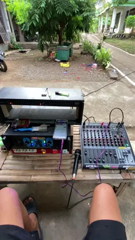 Ono fitur clip yo di gunakno timbang nganggur😂.  #Wsombrongeyell🤣😂 #soundsystem  #soundmini  #soundomahan  #soundombro 