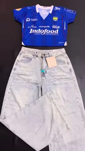 Buat yang suka nonton persib gass co bagus bnget ✨#fypシ #fypageシ #viral #croptop #persib 