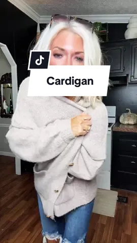 Pretty Gardens never disappoints me. I’’ my sweater cardigan off the fall. I live this cardigan. #cardigan #cardiganoutfit #cardigans #cardigansweater 