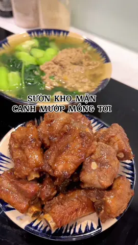 Sườn kho mặn canh mướp mùng tơi... Mâm cơm gia đình ngon hấp dẫn #nauancungtiktok #gocbepnho60 #ancungtiktok #cooking 