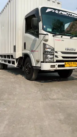 Nmr 71 long sasis 2020 cc pjk hidup, box besi P 530 T 250 L 200 ban depan blakang 85% kondisi yunit siap mekerja boss..🫰🏻 harga 305 nego di sambi ngopi pak haji..☕️ wa 081226368377 #jualbelitrukberkualitas #jualbelitruksecond #jualbelitrukbox #giganmr71 #gigabox 