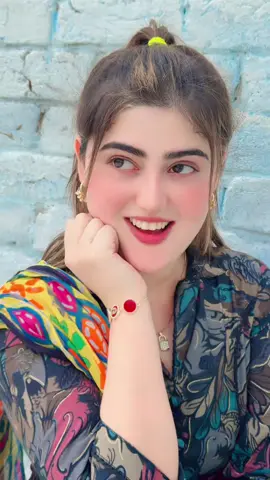 #dera_khista_da_jeny😉🕊️🕊️🎼 #uzmaswati_pashtosingar #official_acoount🔥✌🏻 #😇😇💋💋💯 a@uzmaswati145 