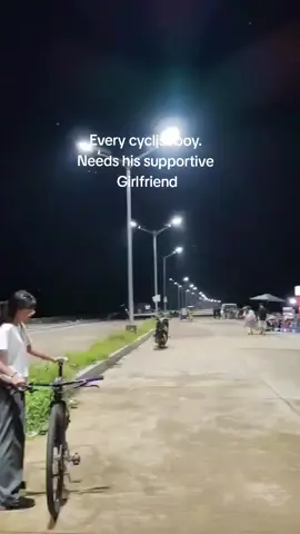 Every cyclist boy.  Needs his supportive  Girlfriend🥰@lianaaa #siklistangtiktoker #fyp 