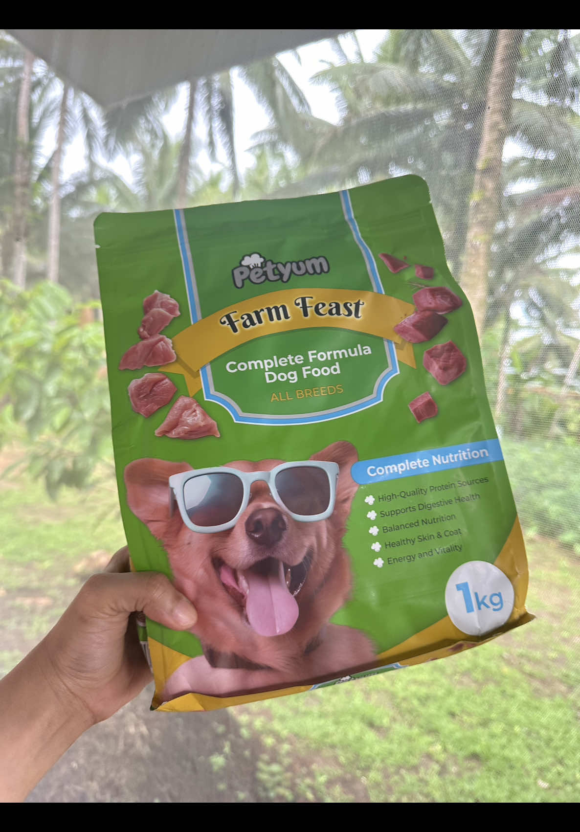 Replying to @Unknown🥀 #petyum #dogfood #drydogfood #misswiss #dogowner 