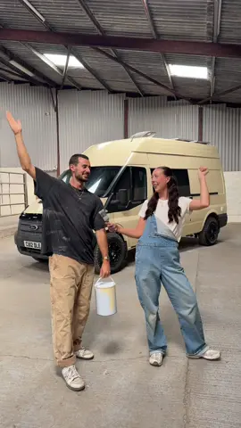 diy van paint transformation! 🚐🎨⚒️ #vanbuild #diyvan #paintjob #vehiclepaint #campervanconversion 