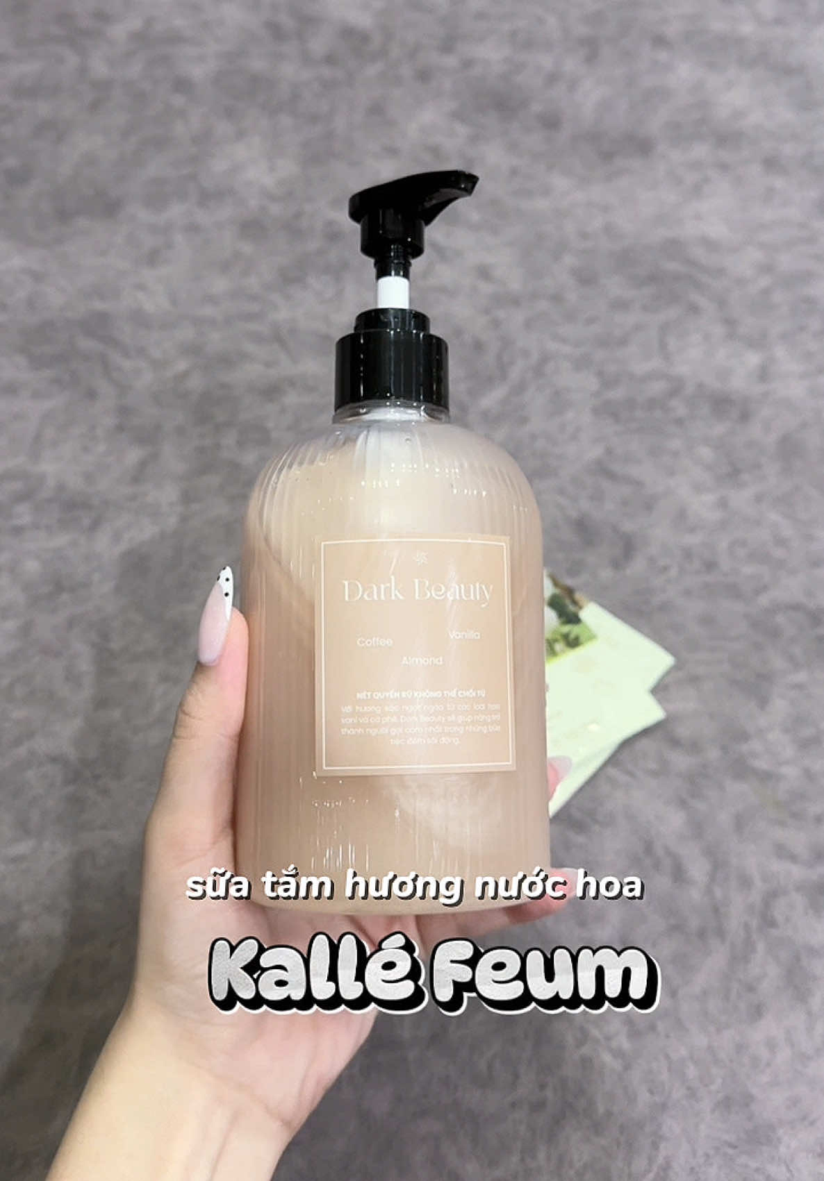 em sữa tắm tui mua đi mua lại vì quá thơmmmm, tắm xong khỏi cần xịt nước hoa luôn á #kallefeum #suatam #suatamhuongnuochoa #darkbeauty #suatamnuochoa @kallefeumvn 