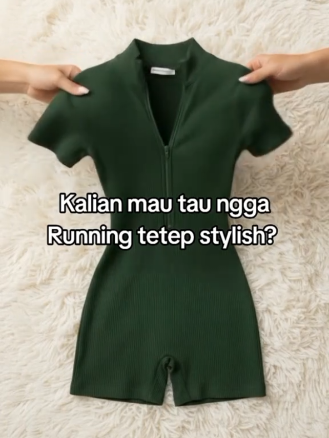 Sini sayang aku kasih tau nih buat kalian kalo pake Outfit jumpsuit ini, kalian tetep kelihatan stylish, aku pake ini udah coba 😘😘  #mytypeoutfit #Running #pilates 