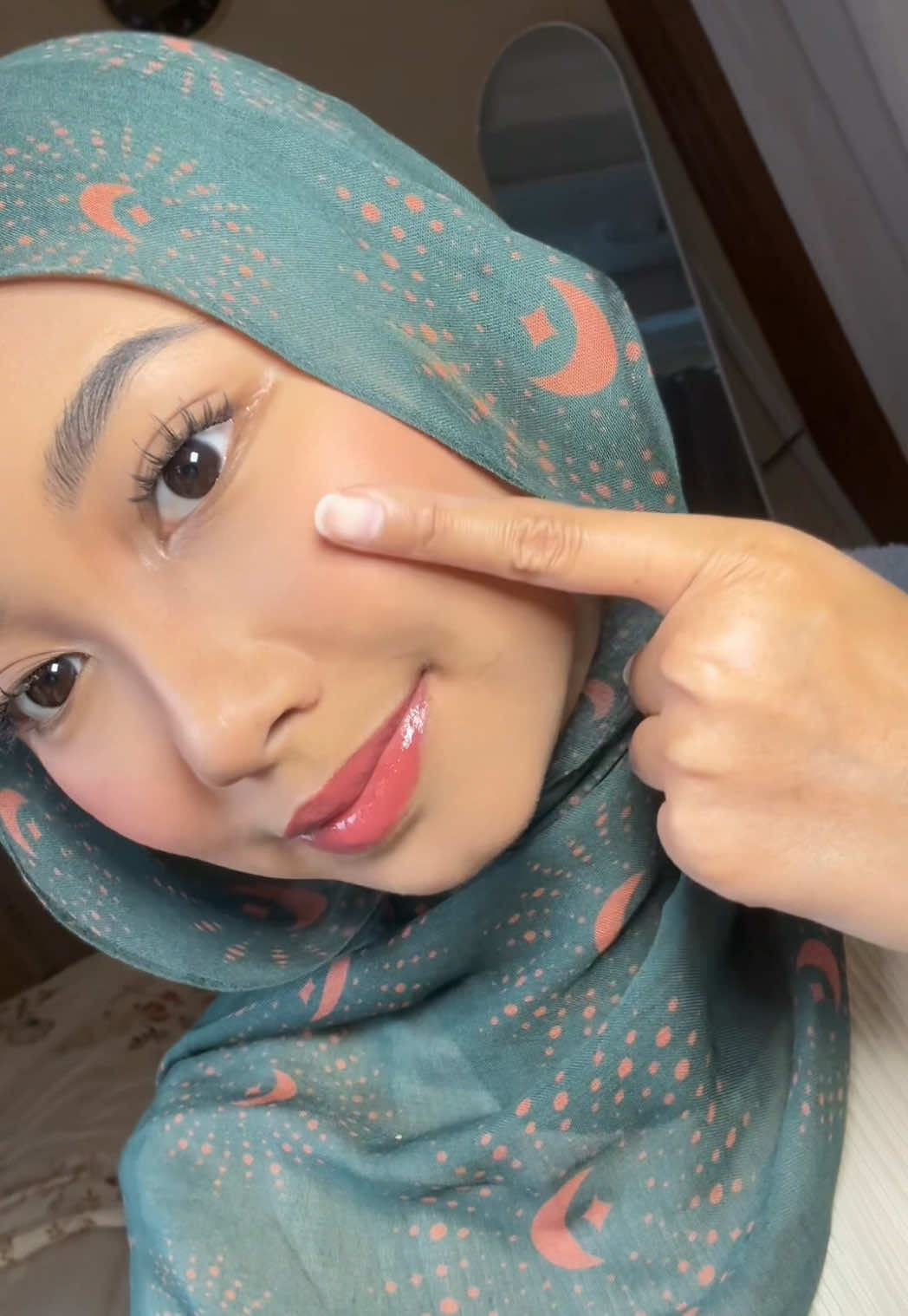 emang ya powder foundation ini penyelamat gw kl lg buru buru, Pixy Fixed Matte Powder Foundation lu the best sihh 😩 