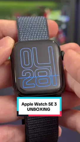Unboxing the Apple Watch SE 3 in a magnificent Midnight Finish, now powered by the S10 chip and with up to 18 hours of battery life. The Always-On Retina OLED display has up to 1,000 nits brightness, and it packs the majority of the features on the Watch Series 11! #Apple #AppleWatch #AppleWatchSE3 #Unboxing #Tech