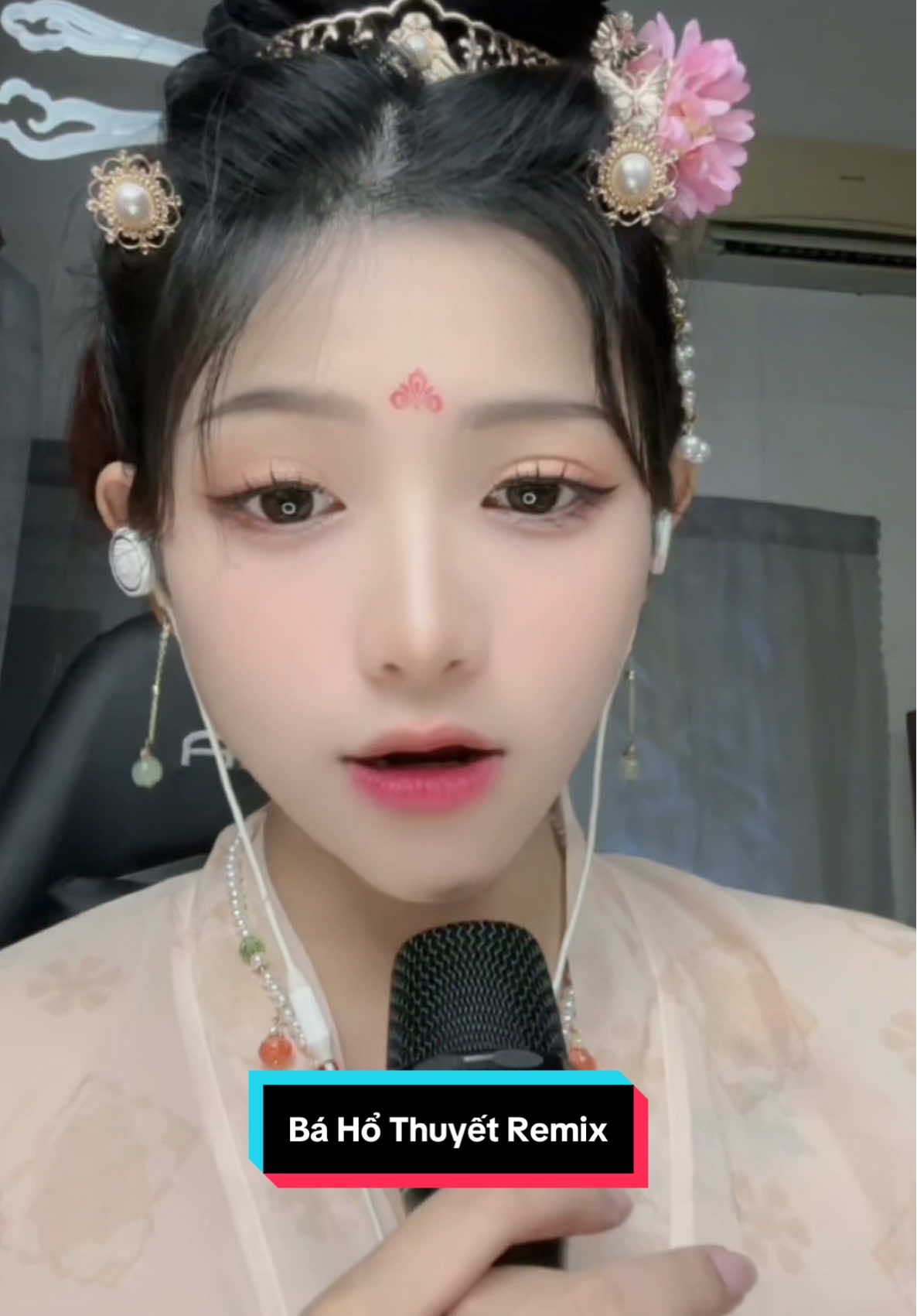 Đú trend CLou Bá Hổ Thuyết Remix 🤣#bahothuyet #clou #khalau #covernhactrung 