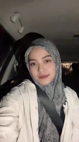 Tau aaah jadi meloow