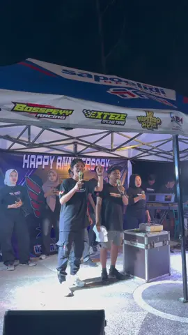 Selamat ulang tau yg 1 HSOC ..Sehat selalu para pecinta motor di mana pun kalian berada 😇 🙏..#bugissulawesi #bugistiktok #bugis #bugistiktok #bugissedunia 