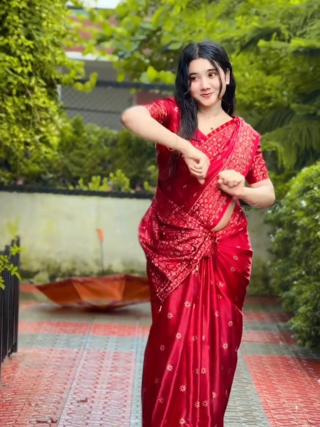 #CapCut #foryou #trending #ঢাকাইয়া_মাইয়া #সবাই_একটু_সাপোর্ট_করবেন_প্লিজ 