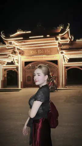Cửa ông đẹp như một bức tranh 🙏 #denongbaybaoha 
