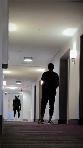 DingDongDitch Shutting the lights off #funnyvideos #funny #scarecam #funnyprank #funnytiktok 