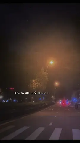Khi 40 ... #xuhuong #LearnOnTikTok #tamtrang #xuhuong2025 #viral 