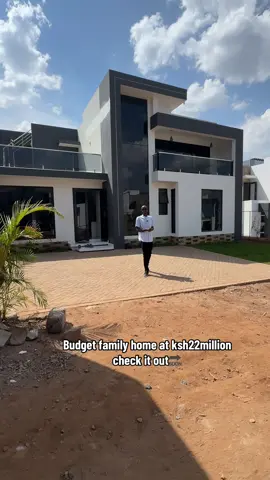 Family home 🏡  #realestate #housetour #familyhome #fyp #5bedrooms