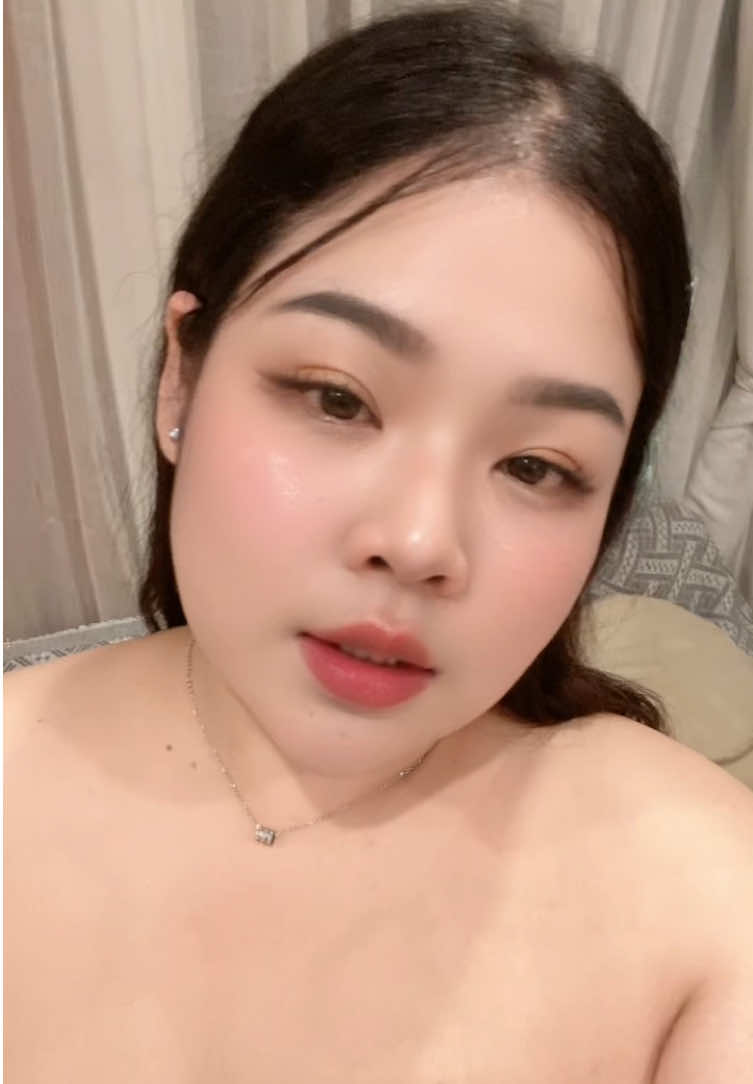 ในวันที่ฉันนั้นไม่มีเธอ ฉันเองก็ยังไม่มีใคร #สตอรี่_ความรู้สึก😔🖤🥀 #แก้มยุ้ย #รังสิต #สาวอวบ #เทรนวันนี้ 