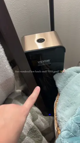 Turn your space into a luxury retreat 🌿✨ This Bluetooth smart scent machine covers up to 3,000 sq. ft., runs waterless, and keeps your home or office smelling like a 5-star hotel every single day. #HomeFragrance #LuxuryHomeVibes #AromatherapyMachine #HotelScentAtHome #SmartHomeEssentials 