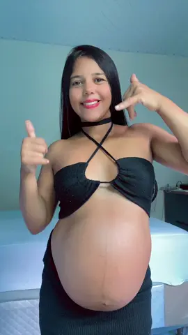A grávidinha já quase entrado para os 9 meses ainda ativa  dançando para ficar fácil para dilatar quando for parir rsrs 🩵😍#gravida #maedemenino  #queropartonormal❤️  #😍😍😍 