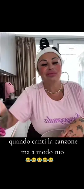 me fa murj😂😂😂😂 #ritadecrescenzo #live #perte @Rita decrescenzo 