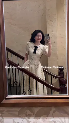 Mấy bà lo mã ren cô dâu đuổi thì mặc mã này điii#setdoxinh #xhuong #tiktok #thoitrang #vayxinh 