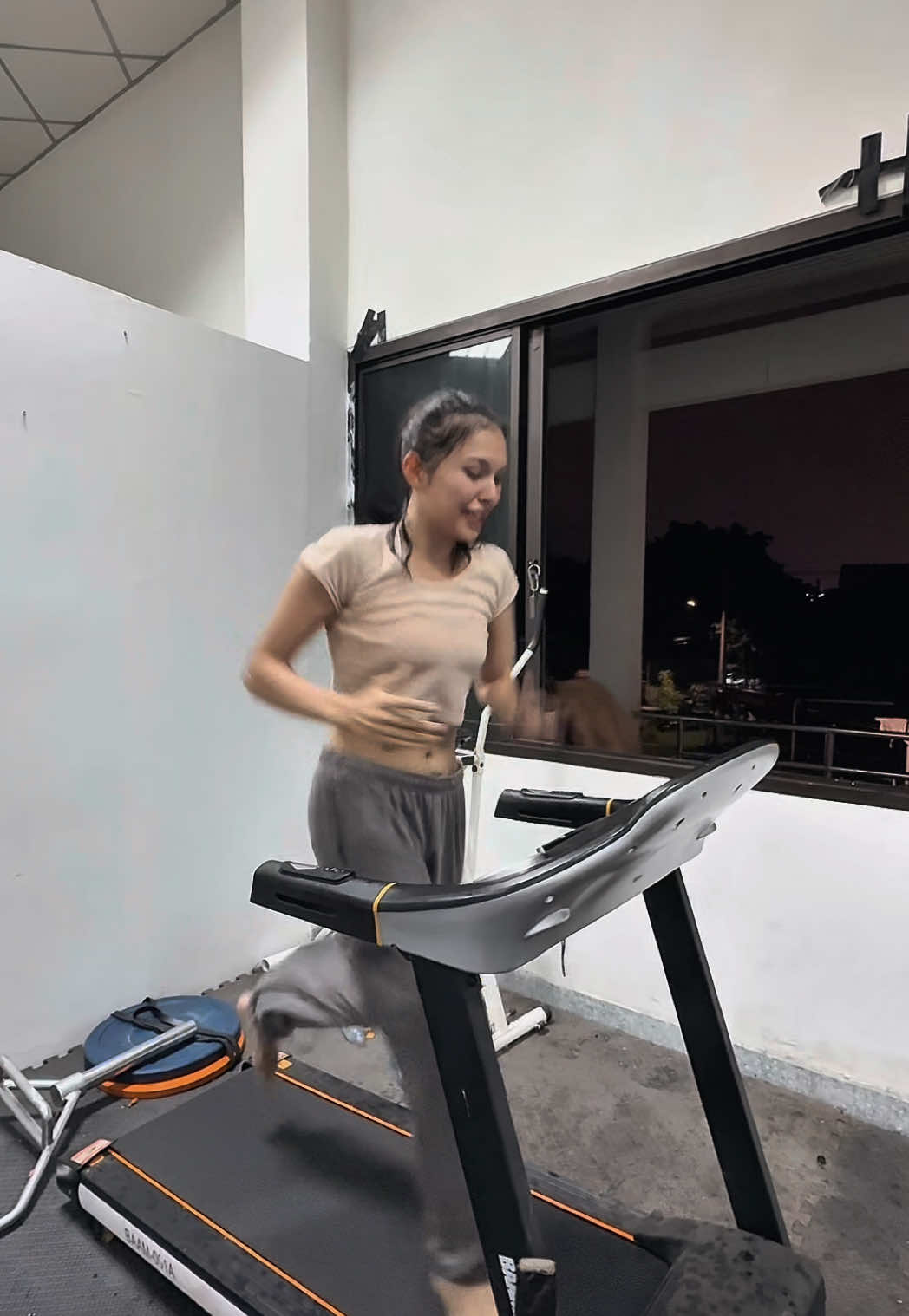 ปั้นหุ่นประกวด ❌ มารบ ✅ @เคนน้อยร้อยลีลา(1.6M)ช่องจริง @Benz_Sippakorn  @flookacre  @Panna Stunt Team  #แองเจลิกาอาร์สยาม #ยิมปีศาจ #missgrandthailand2026 #Gym #ออกกำลังกาย 